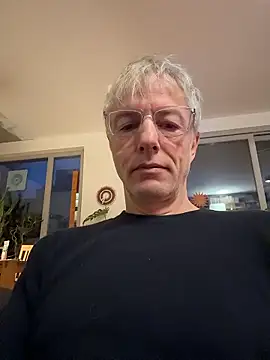 SexyLeon8 online show from January 12, 2026, 6:31 am