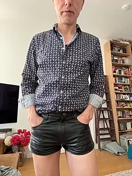 SexyLeon8 online show from March 16, 2026, 7:12 am