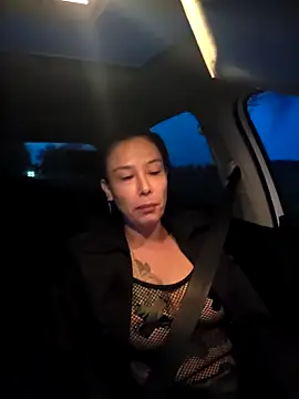 Snapshot of littleladyshelly chatting on March 12, 2026, 6:01 pm littleladyshelly online show from March 12, 2026, 6:01 pm