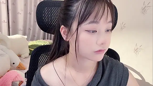 Snapshot of puppy-999 chatting on May 21, 2026, 12:13 pm puppy-999 online show from May 21, 2026, 12:13 pm