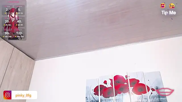 pinky f00x online show from November 5, 2025, 8:23 pm