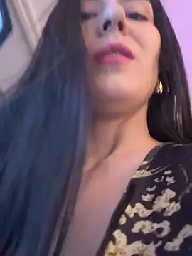 Snapshot of Angelina_Dior chatting on March 25, 2026, 6:18 pm Angelina Dior online show from March 25, 2026, 6:18 pm