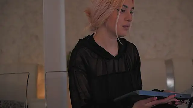 daisyblushh online show from February 2, 2026, 3:11 pm