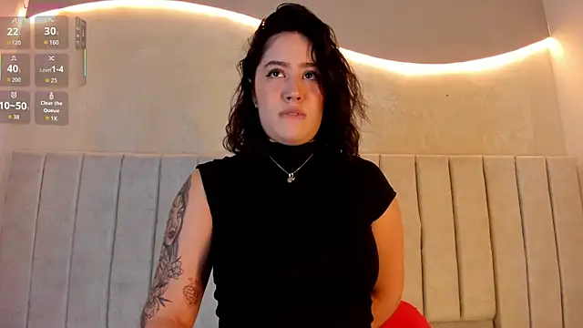 aisha duque online show from May 20, 2026, 8:06 pm
