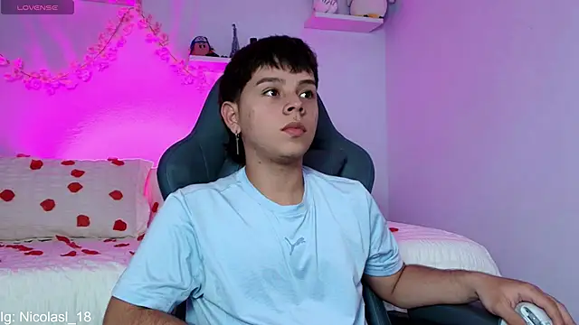 nico leroy online show from February 17, 2026, 8:39 pm