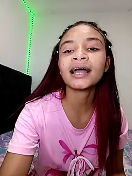 liz7skinny online show from March 31, 2026, 8:33 pm