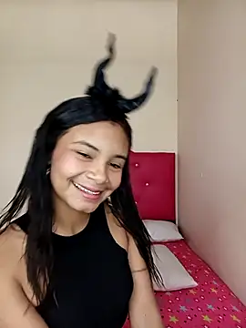 liz7skinny online show from September 8, 2025, 6:29 pm