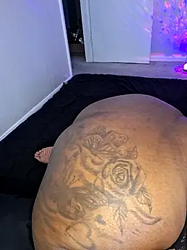 Thickkemzz41 online show from September 20, 2025, 11:10 pm