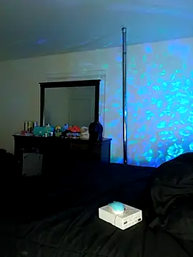 Snapshot of Thickkemzz41 chatting on March 3, 2026, 1:34 am Thickkemzz41 online show from March 3, 2026, 1:34 am