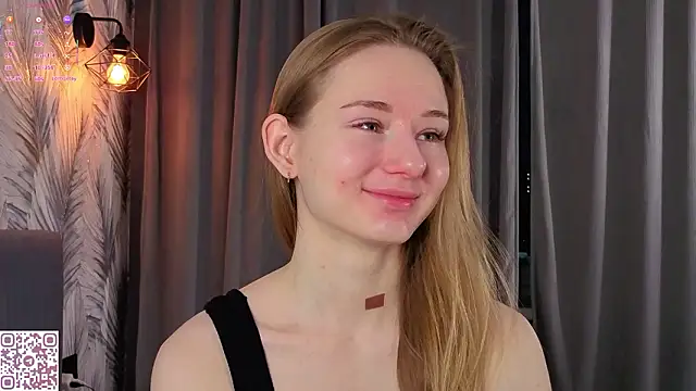 ElvinaRose online show from February 12, 2026, 2:33 am