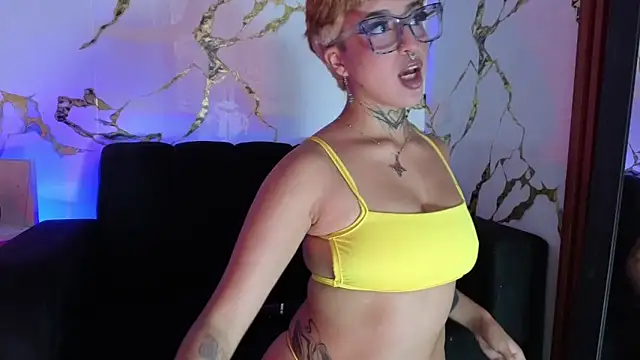 Snapshot of Rebeka-baker chatting on February 3, 2026, 2:44 pm Rebeka-baker online show from February 3, 2026, 2:44 pm