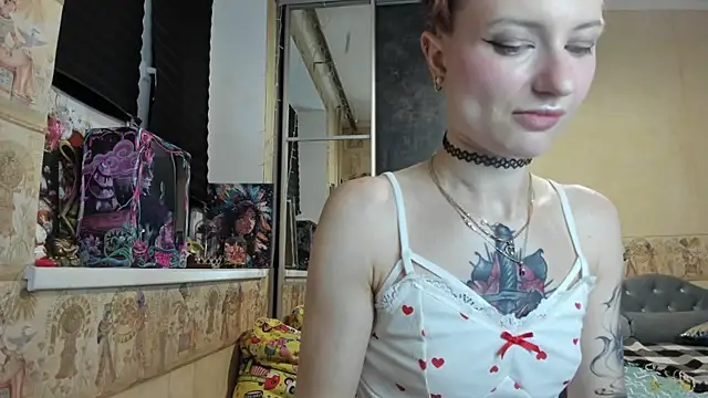 Snapshot of WatsonMi chatting on May 15, 2026, 4:38 pm WatsonMi online show from May 15, 2026, 4:38 pm