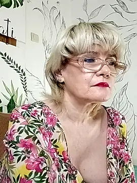 Catty Lady online show from May 31, 2026, 7:36 pm