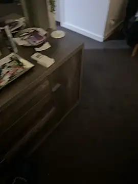 Reacher110565 online show from April 28, 2026, 2:21 pm