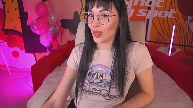 Snapshot of EviLune chatting on February 20, 2026, 9:17 pm EviLune online show from February 20, 2026, 9:17 pm