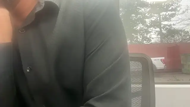 pranastro00 online show from April 16, 2026, 1:56 pm