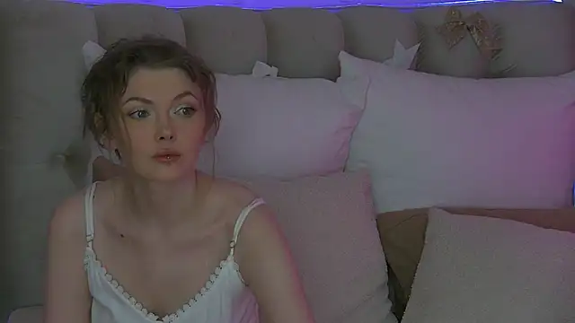 Snapshot of miamunn chatting on November 18, 2025, 12:26 am miamunn online show from November 18, 2025, 12:26 am