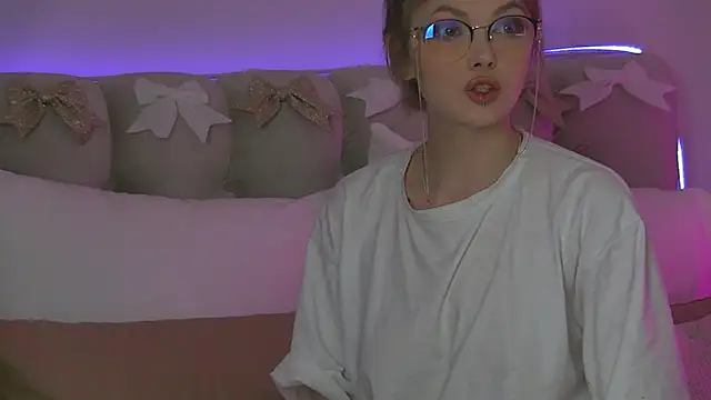 Snapshot of miamunn chatting on January 7, 2026, 3:33 am miamunn online show from January 7, 2026, 3:33 am