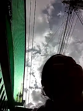 SharonDustLove online show from April 18, 2026, 8:20 pm