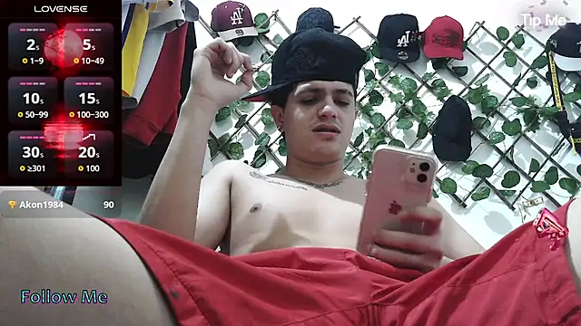 Themasterhades 777 online show from March 14, 2026, 9:54 pm