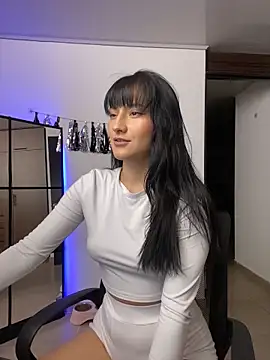 lenkaa online show from February 6, 2026, 11:34 pm