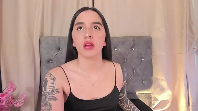 kaylee lee online show from December 22, 2025, 4:56 am