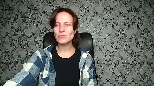 Kelly Kisss online show from December 21, 2025, 10:17 am