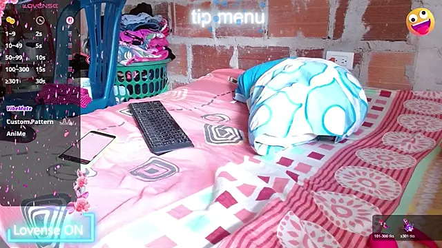 naomi powel online show from July 7, 2026, 8:01 pm