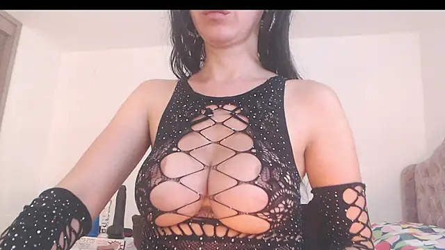 Ainnara Sua online show from October 9, 2025, 2:56 am
