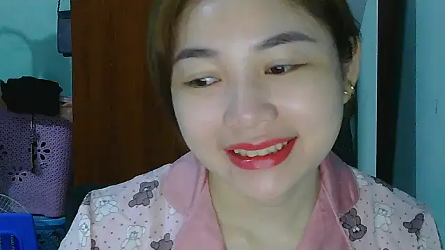 Uhem112 online show from October 25, 2025, 1:49 am