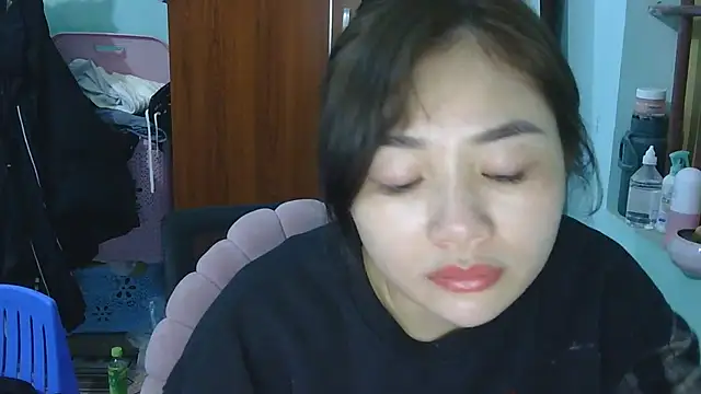 Uhem112 online show from November 17, 2025, 1:15 pm