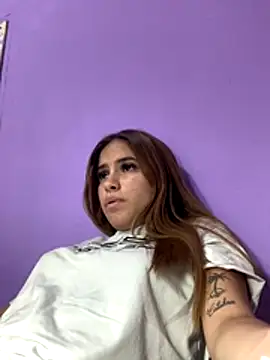 MiiluRosse online show from November 18, 2025, 11:15 pm