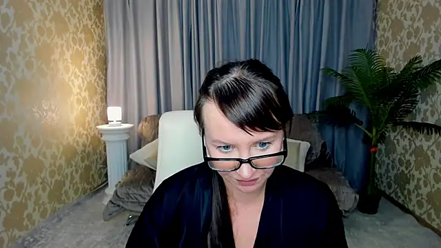 GorgeouseSmile online show from October 13, 2025, 12:18 pm