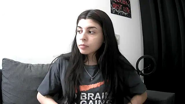 VioletaZein online show from November 22, 2025, 4:44 am