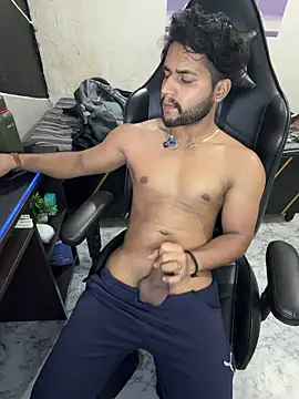 Kartikkartik8595 online show from April 16, 2026, 10:34 pm