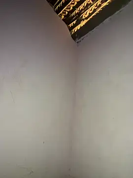 umairahaasan 1 online show from March 7, 2026, 9:05 am