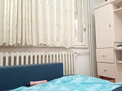 milf44milf online show from December 22, 2025, 7:52 am