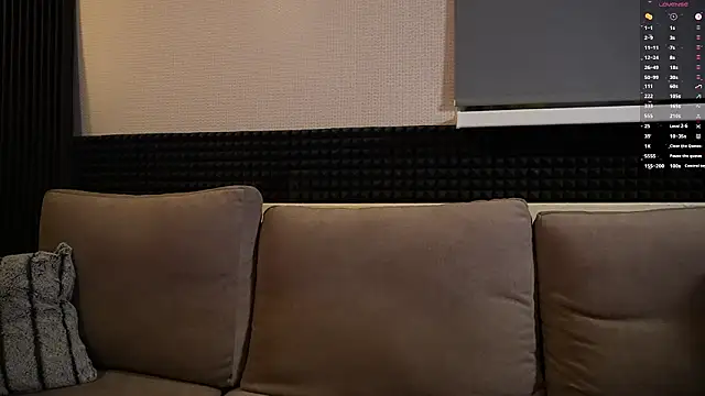 Snapshot of AnneVerity chatting on February 10, 2026, 8:08 pm AnneVerity online show from February 10, 2026, 8:08 pm