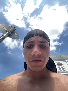 1Richrichard1 online show from June 22, 2026, 1:08 pm