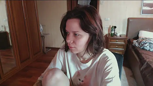 Snapshot of enchanting_chloe chatting on November 4, 2025, 7:34 am enchanting chloe online show from November 4, 2025, 7:34 am