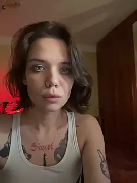 Snapshot of enchanting_chloe chatting on October 9, 2025, 6:52 pm enchanting chloe online show from October 9, 2025, 6:52 pm