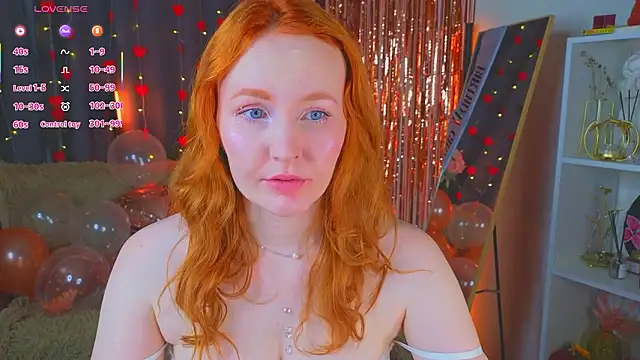 Snapshot of JoyceJones chatting on February 24, 2026, 8:42 pm JoyceJones online show from February 24, 2026, 8:42 pm
