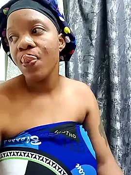 Snapshot of SexyMellon chatting on October 18, 2025, 7:05 pm SexyMellon online show from October 18, 2025, 7:05 pm