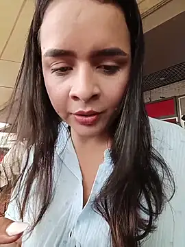 Lambedora 69 online show from April 13, 2026, 8:35 pm