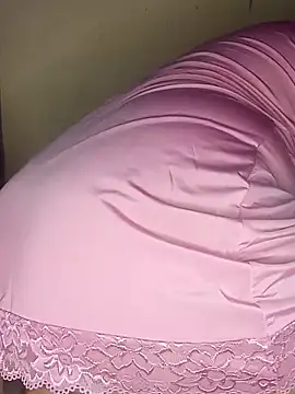 yaraa49 online show from November 19, 2025, 6:13 am