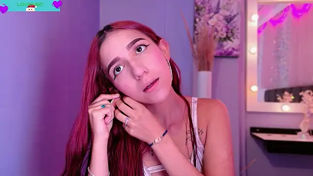 NataliaPrada s online show from December 5, 2025, 3:43 pm