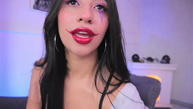 Snapshot of charlotterusso chatting on October 31, 2025, 1:19 pm charlotterusso online show from October 31, 2025, 1:19 pm