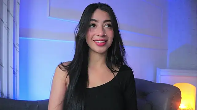 Snapshot of charlotterusso chatting on November 6, 2025, 2:21 pm charlotterusso online show from November 6, 2025, 2:21 pm