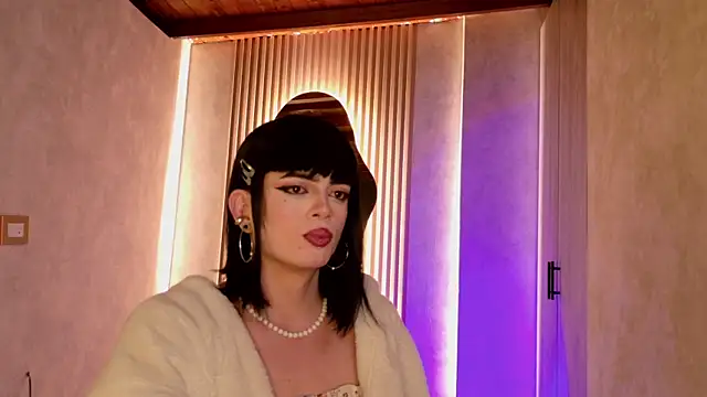 Taurito    online show from September 19, 2025, 5:55 am