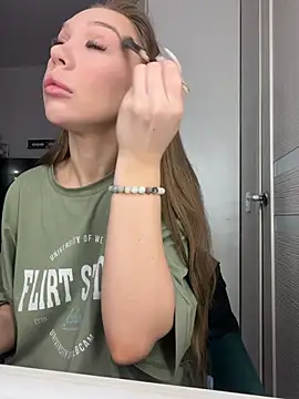 Snapshot of AlysonHuxley_ chatting on February 26, 2026, 1:49 am AlysonHuxley online show from February 26, 2026, 1:49 am